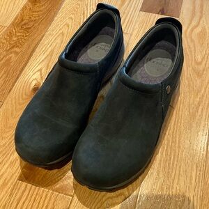 Dansko slip on. Size 39.